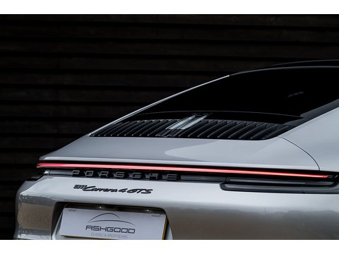 2022 Porsche 992 GTS 4WD Coupe PDK (18)