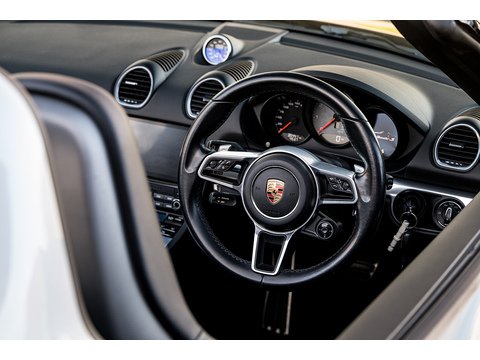 2018 Porsche 718 Boxster S PDK (38)