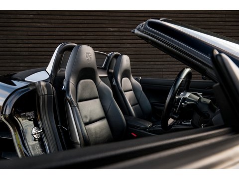 2018 Porsche 718 Boxster S PDK (38)