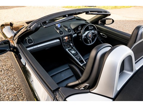 2018 Porsche 718 Boxster S PDK (38)