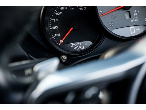 2018 Porsche 718 Boxster S PDK (38)