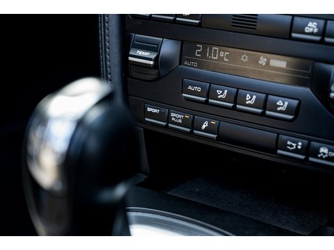 2011 Porsche 997 Turbo S Cabriolet PDK AWD (34)