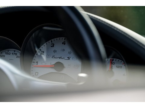 2011 Porsche 997 Turbo S Cabriolet PDK AWD (34)