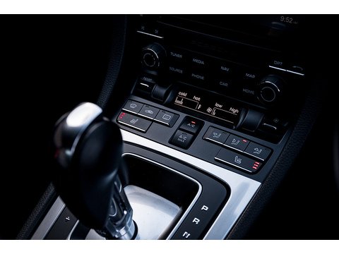 2018 Porsche 718 Cayman S (14)