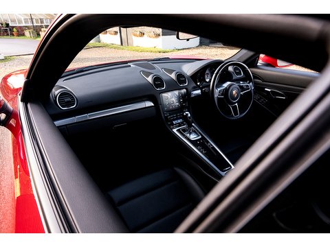 2018 Porsche 718 Cayman S (14)