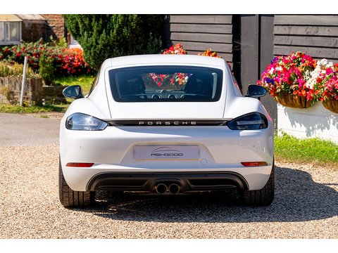 2019 Porsche Cayman T Manual (8)