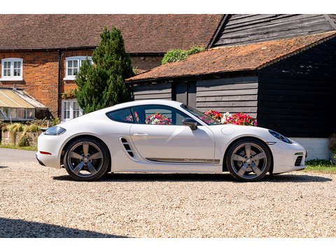 2019 Porsche Cayman T Manual (8)