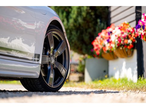 2019 Porsche Cayman T Manual (8)