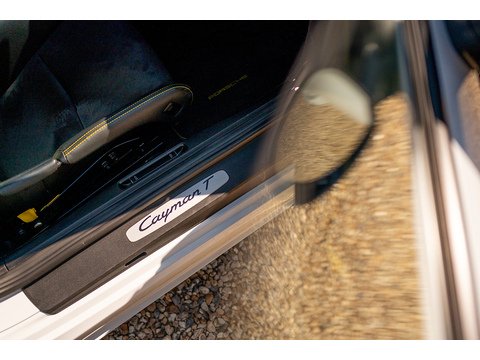 2019 Porsche Cayman T Manual (8)