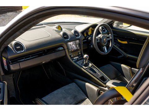 2019 Porsche Cayman T Manual (8)