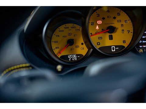 2019 Porsche Cayman T Manual (8)