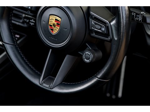 2020 Porsche 992 Targa 4S PDK 4WD (4)