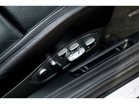 2016 Porsche 991.2 Carrera S Coupe PDK (36)