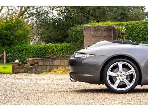 2013 Porsche 991 Carrera Convertible PDK (40)