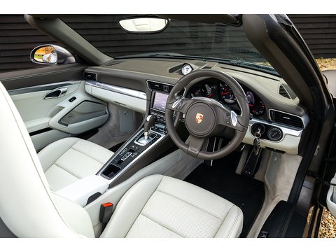 2013 Porsche 991 Carrera Convertible PDK (40)