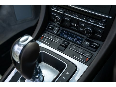 2013 Porsche 991 Carrera Convertible PDK (40)