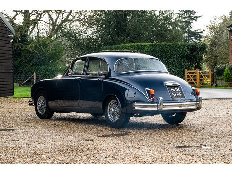 2.4 4dr Saloon Manual Petrol  (#52)