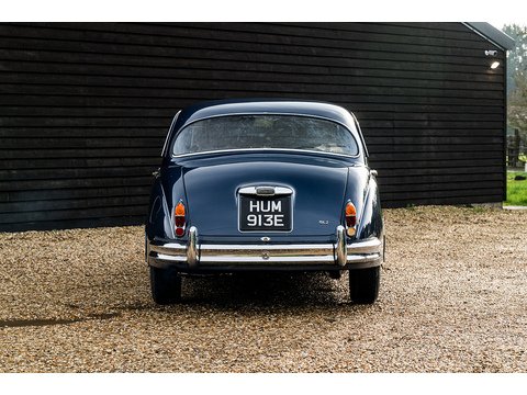 2.4 4dr Saloon Manual Petrol  (#52)