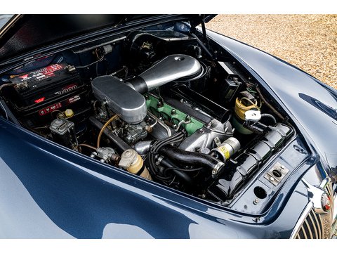2.4 4dr Saloon Manual Petrol  (#52)
