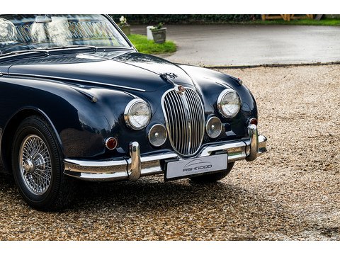 2.4 4dr Saloon Manual Petrol  (#52)