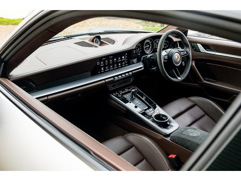 2021 Porsche 992 Turbo Coupe PDK 4WD (9)