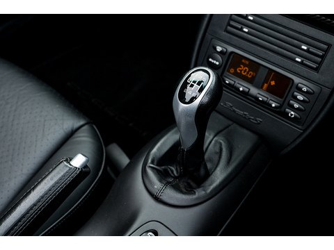 3.2 986 S Convertible Manual (20)