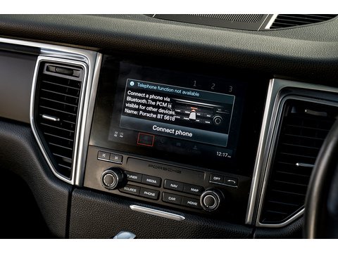 2017 Porsche Macan SUV PDK (1)