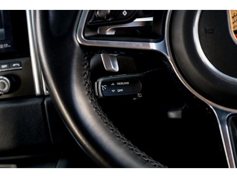 2017 Porsche Macan SUV PDK (1)