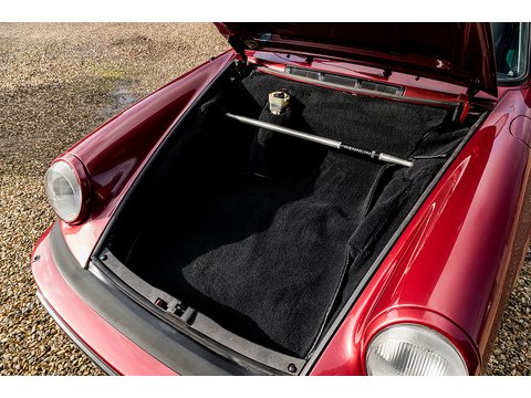 1982 Porsche 3.0 SC Targa Manual (18)