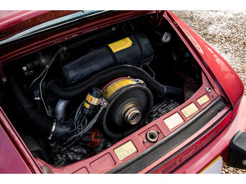 1982 Porsche 3.0 SC Targa Manual (18)