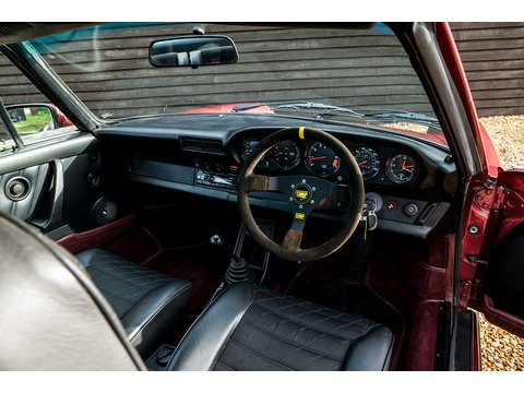 1982 Porsche 3.0 SC Targa Manual (18)