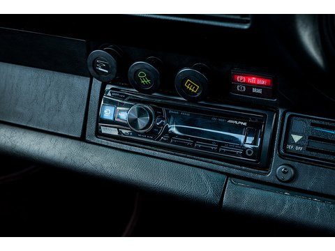 1982 Porsche 3.0 SC Targa Manual (18)