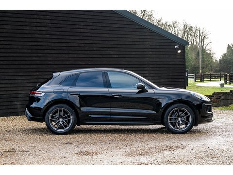 2022 Porsche Macan T SUV PDK 4WD (21)