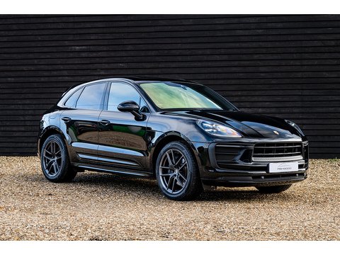 2022 Porsche Macan T SUV PDK 4WD (21)
