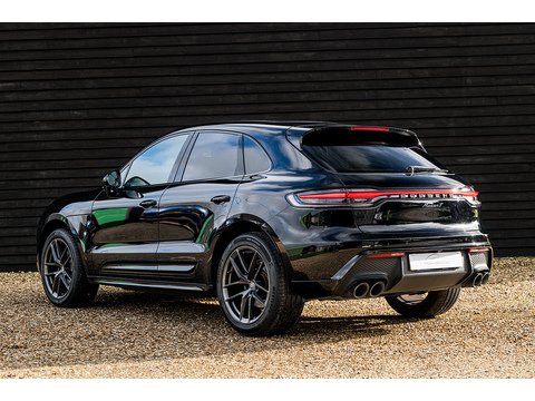 2022 Porsche Macan T SUV PDK 4WD (21)
