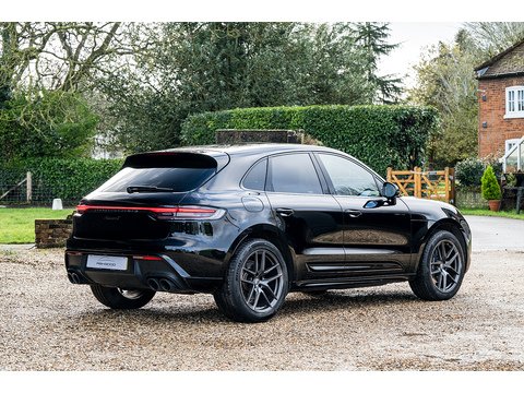 2022 Porsche Macan T SUV PDK 4WD (21)