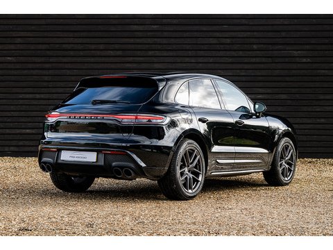 2022 Porsche Macan T SUV PDK 4WD (21)