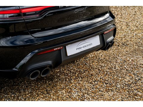 2022 Porsche Macan T SUV PDK 4WD (21)