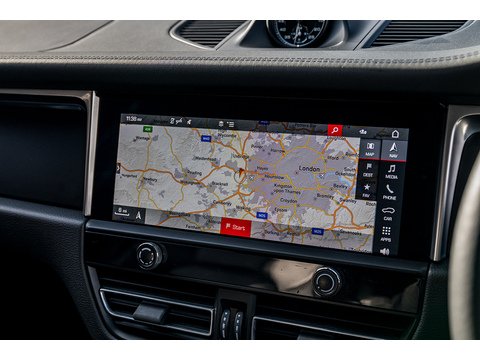 2022 Porsche Macan T SUV PDK 4WD (21)