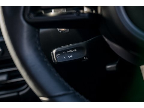 2022 Porsche Macan T SUV PDK 4WD (21)