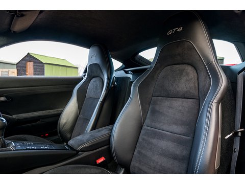 2019 Porsche 718 Cayman GT4 Manual (31)