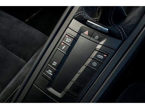 2019 Porsche 718 Cayman GT4 Manual (31)