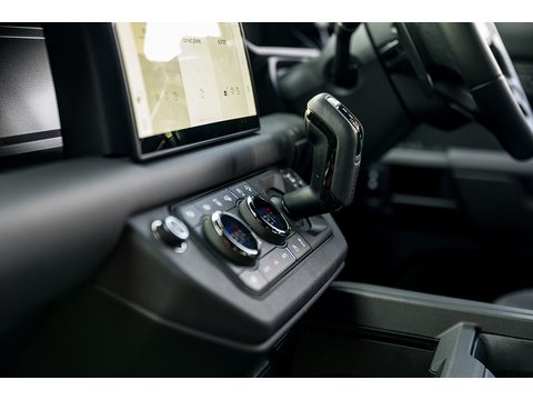 4.4P V8 MHEV OCTA Auto 4WD (7)
