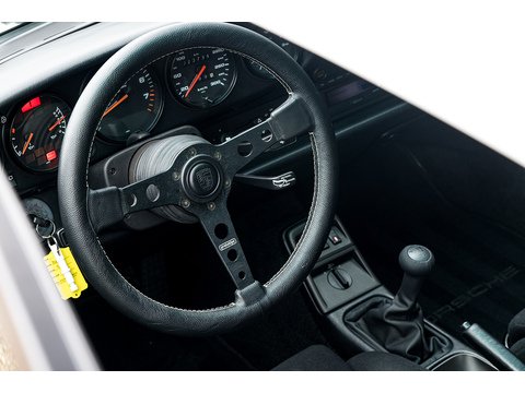 964 Carrera 2 3.6 Coupe Manual (3)