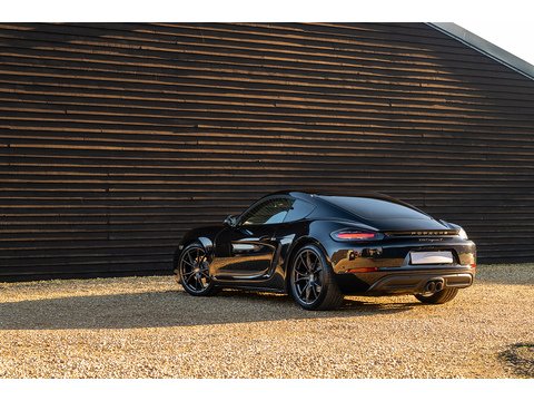 2019 Porsche 718 Cayman T (27)