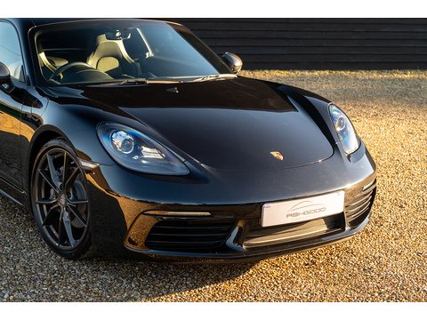 2019 Porsche 718 Cayman T (27)