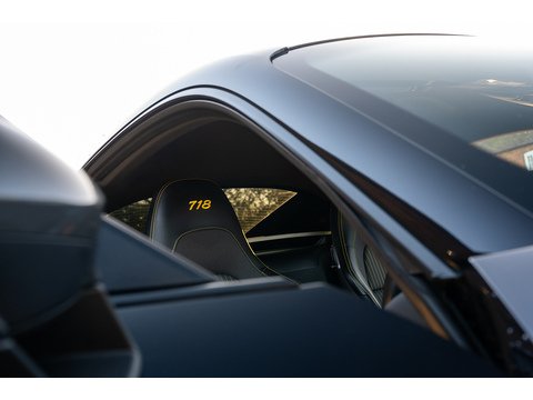 2019 Porsche 718 Cayman T (27)