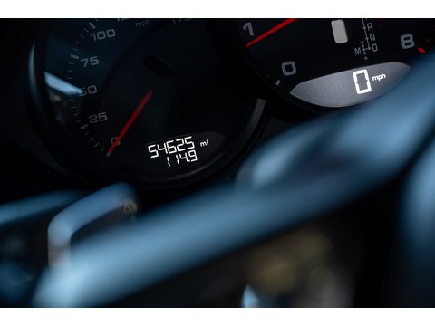 2019 Porsche 718 Cayman T (27)