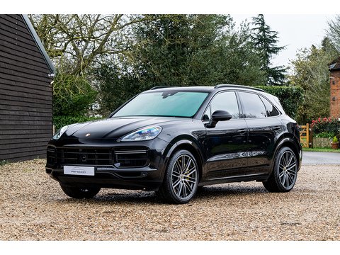 4.0 V8 E-Hybrid 14.1kWh Turbo S SUV 5dr Petrol Plug-in Hybrid Tiptronic S 4WD (21)