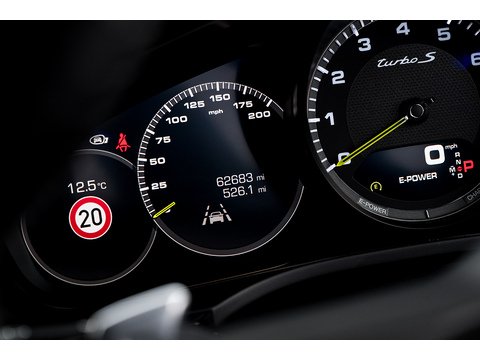 4.0 V8 E-Hybrid 14.1kWh Turbo S SUV 5dr Petrol Plug-in Hybrid Tiptronic S 4WD (21)